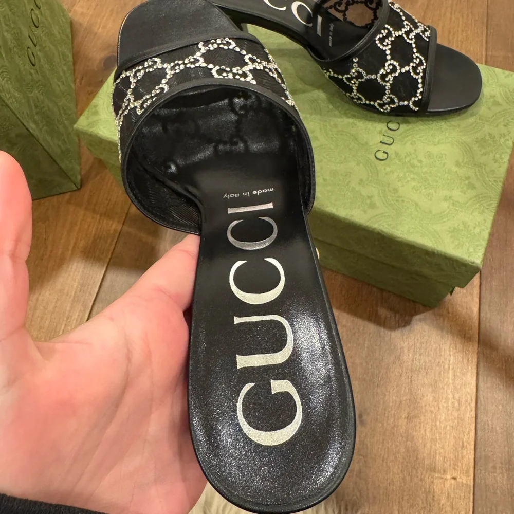 Authentic Gucci Heel - Picture 4 of 6